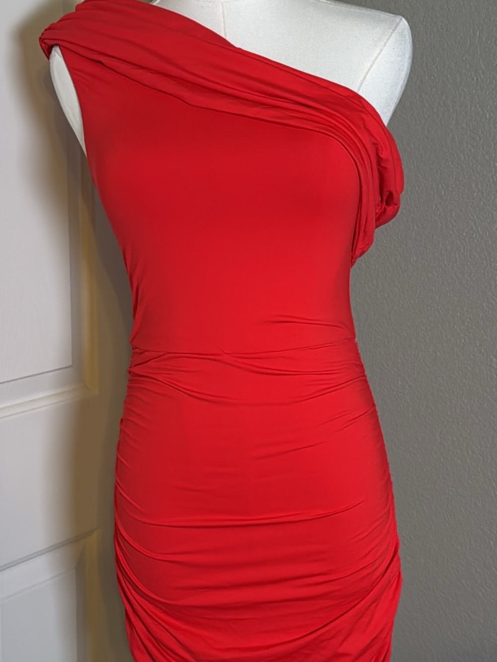 One-Shoulder Red Ruched Bodycon Dress